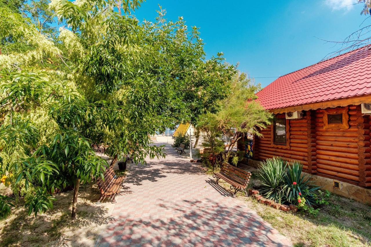 Baza Otdykha "Blik" Hotel Bugaz Exterior foto
