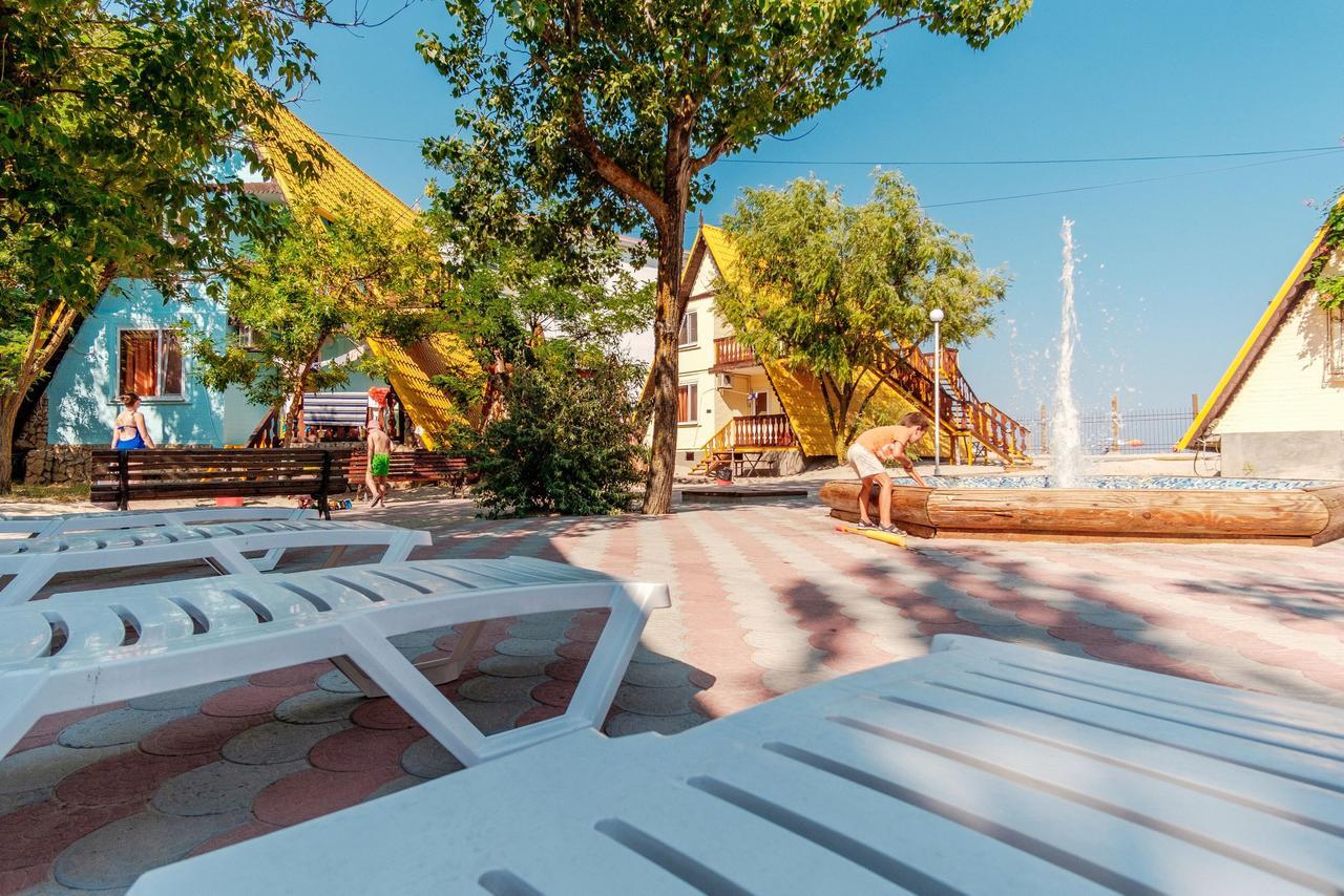 Baza Otdykha "Blik" Hotel Bugaz Exterior foto